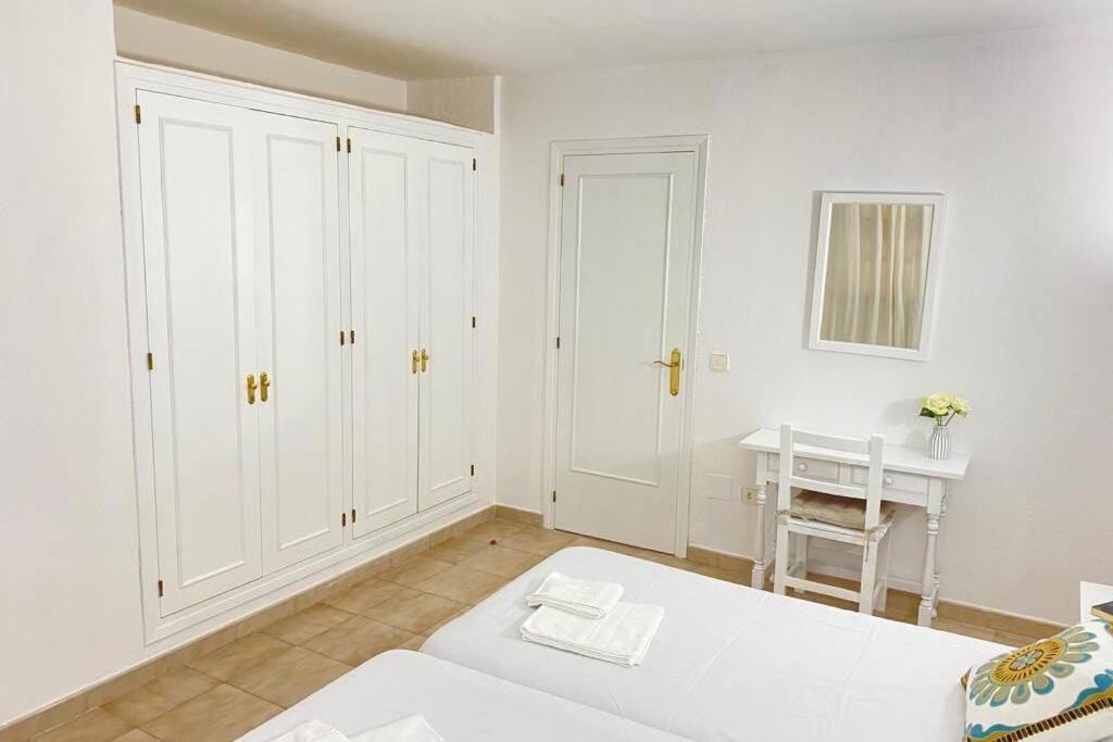 Puertas Al Mar Leilighet Cala'N Blanes  Eksteriør bilde